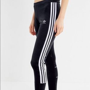 Velvet adidas leggings